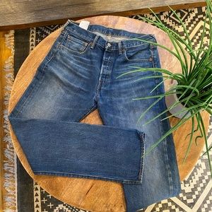 Levi’s 501 Jeans with Classic Wash 32x32